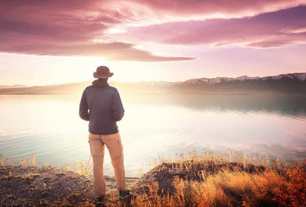 les bienfaits de la méditation matinale pour commencer la journée du bon pied