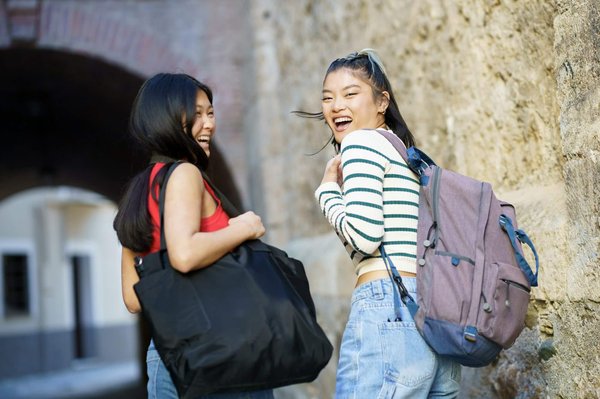 Sacoche ordinateur pour femme : les critères de choix et les tendances sur le marché